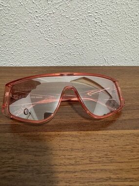 Steve Madden Shield Sunglasses in Transparent Pink